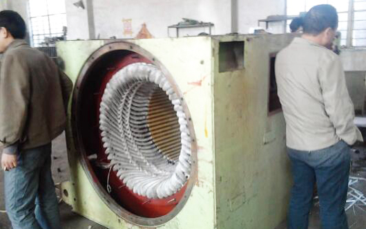 YKS4000KW電機(jī)在下線